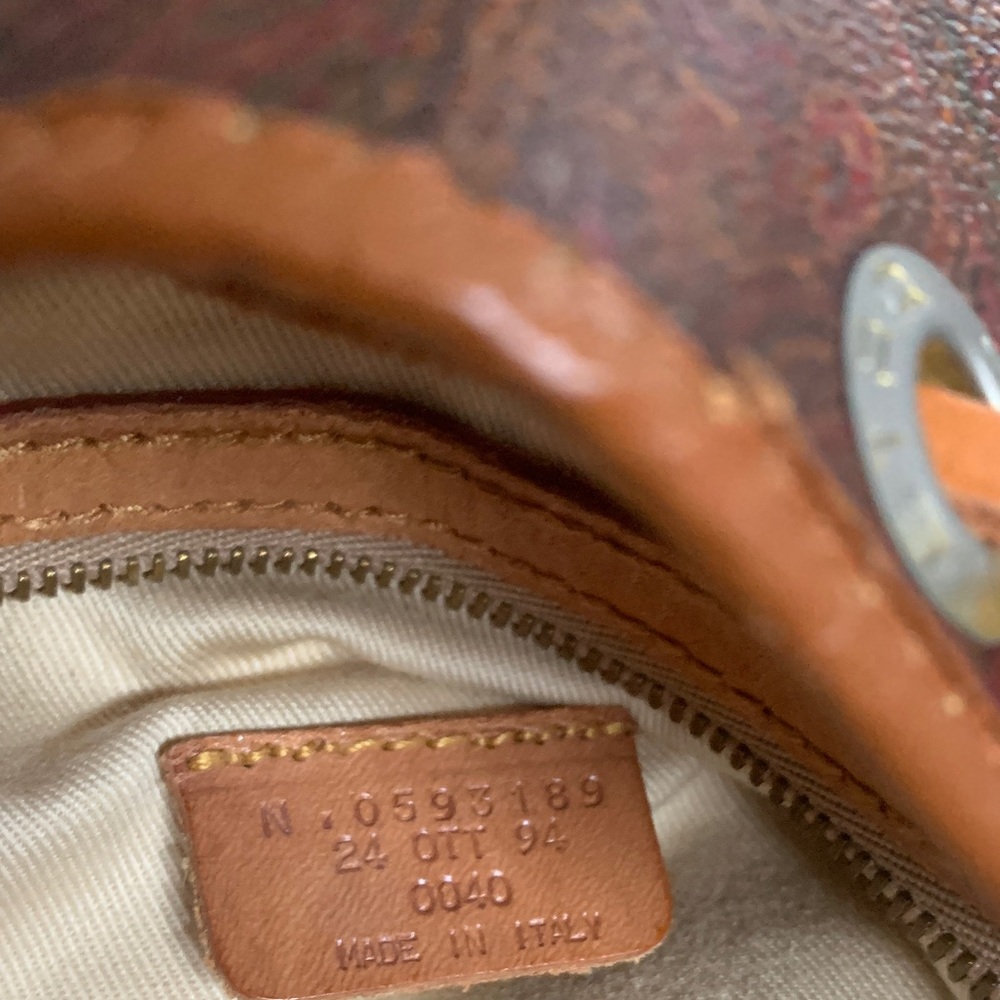 Etro Milano Elegant Tan Leather Women's Drawstring Bag  EUC - Picture 3 of 11